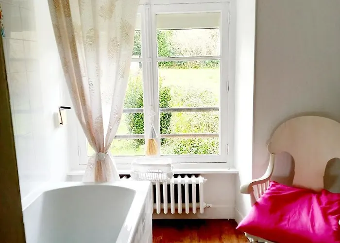 Bed and Breakfast D'hotes Couleurs D'elvine Κουτάνς